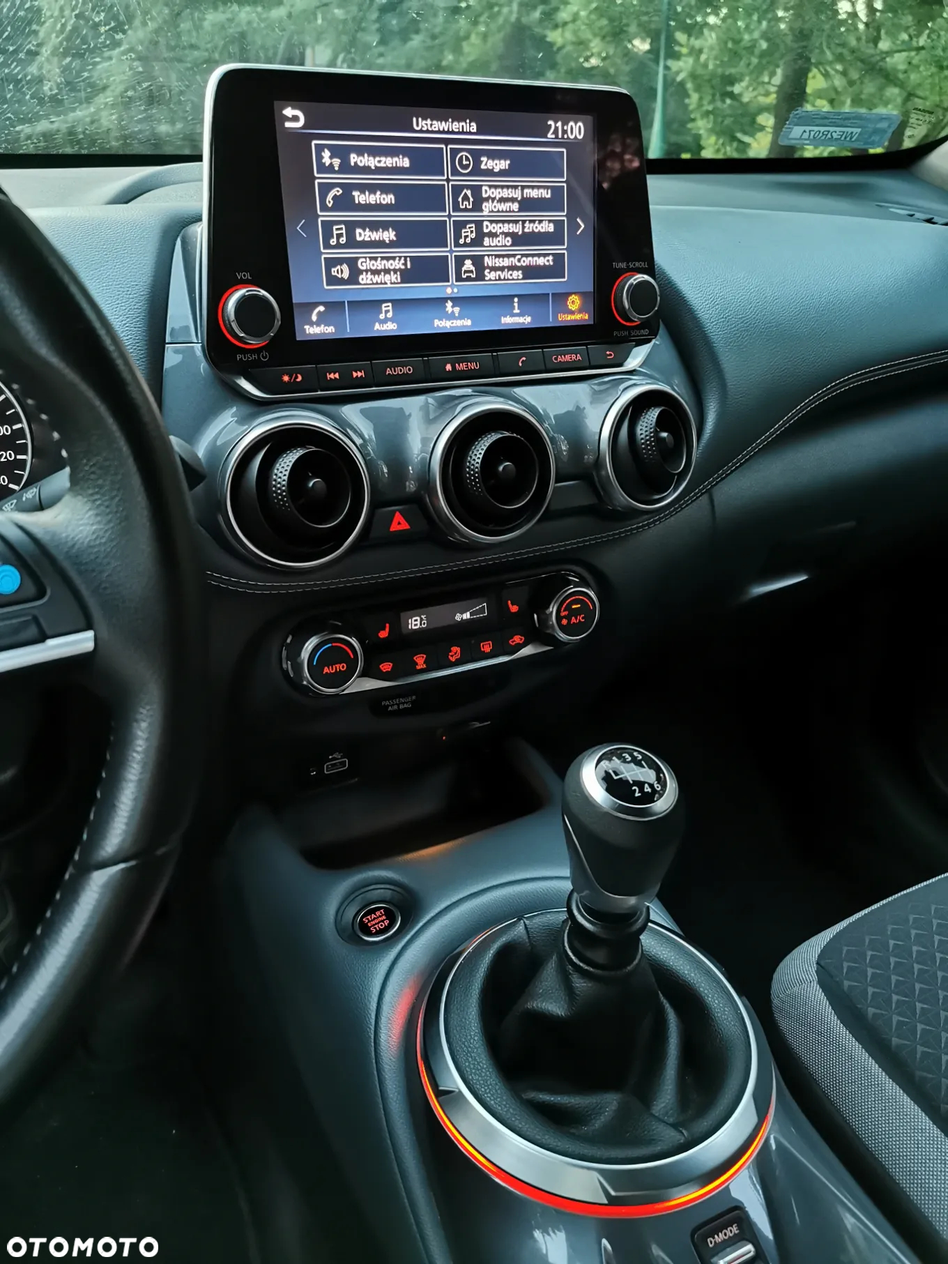 Nissan Juke 1.0 DIG-T N-Connecta - 35