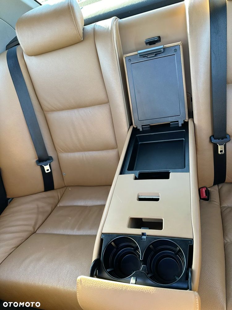 BMW Seria 5 - 26