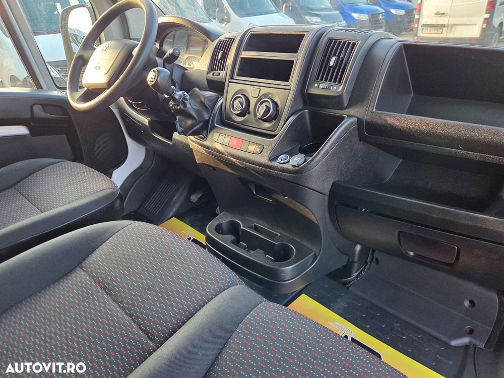 Peugeot Boxer L4H2 Premium Edition - 19