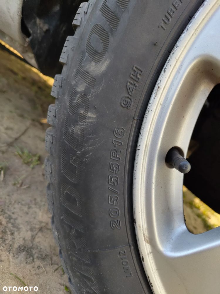 Volkswagen Golf 1.9 TDI Basis - 4