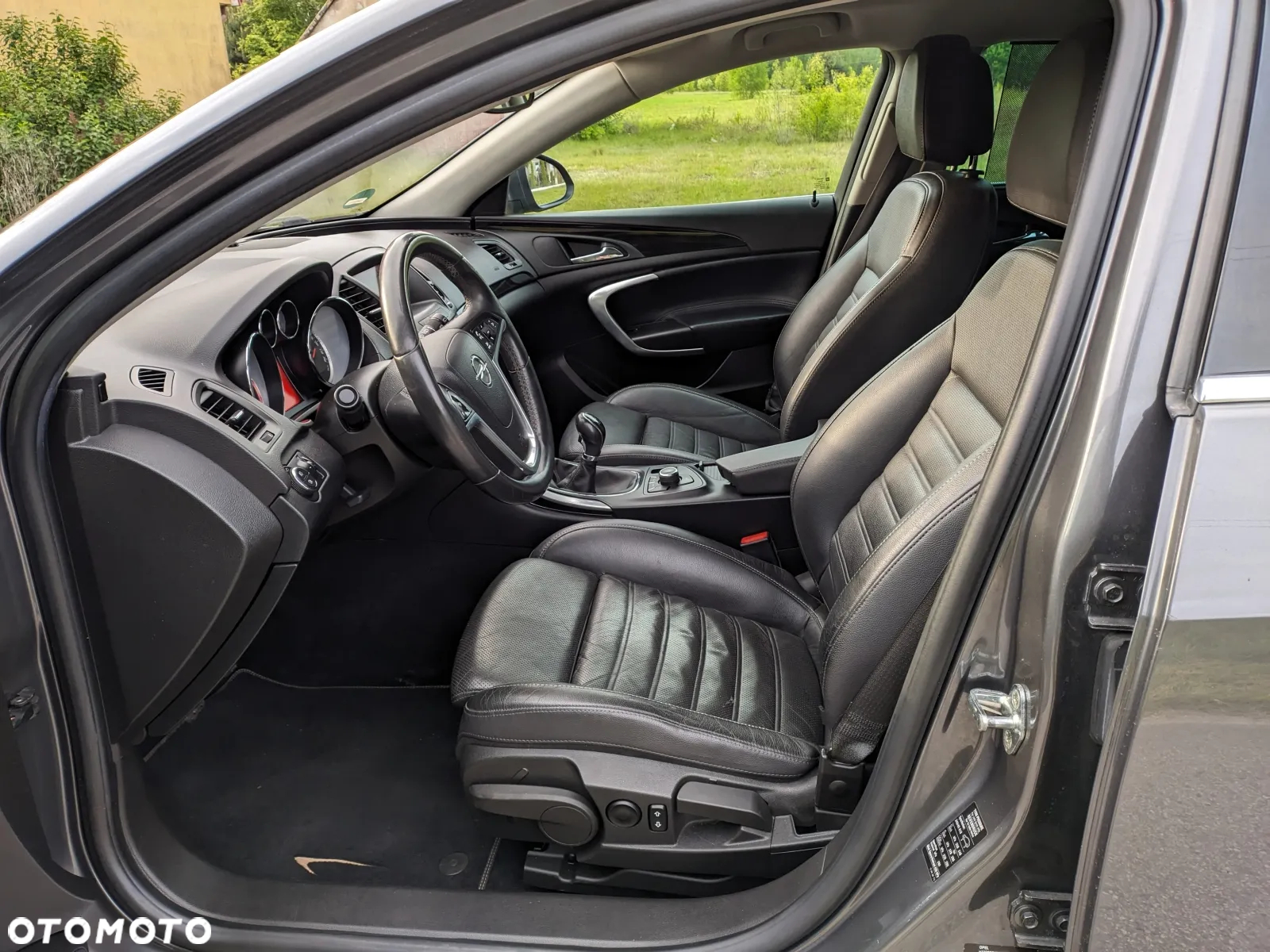 Opel Insignia - 11