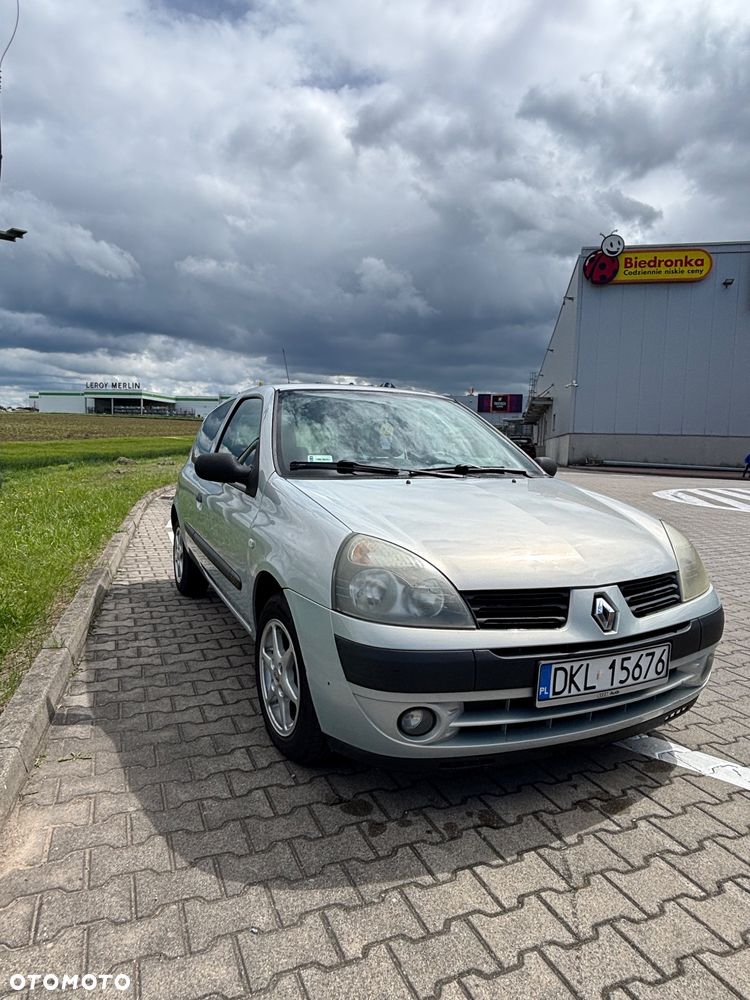 Renault Clio 1.2 16V Emotion - 7