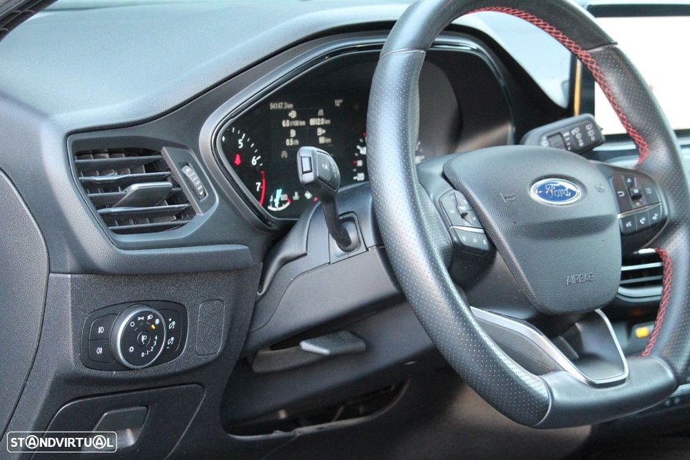 Ford Focus 1.0 EcoBoost ST-Line - 16