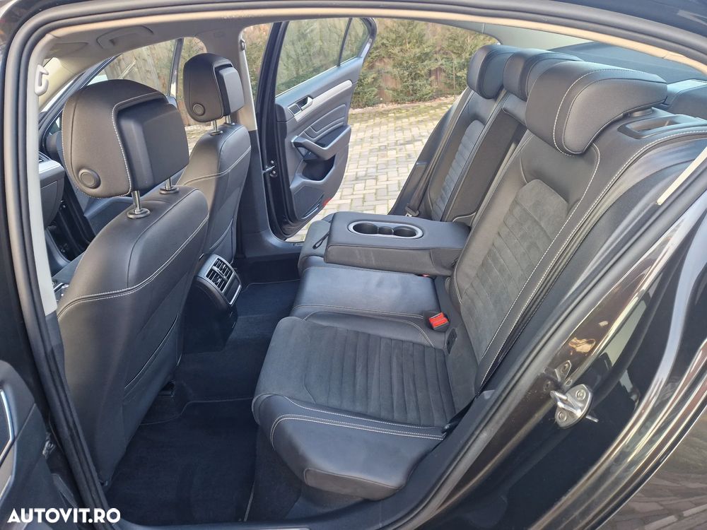 Volkswagen Passat 2.0 TDI DSG Highline - 8