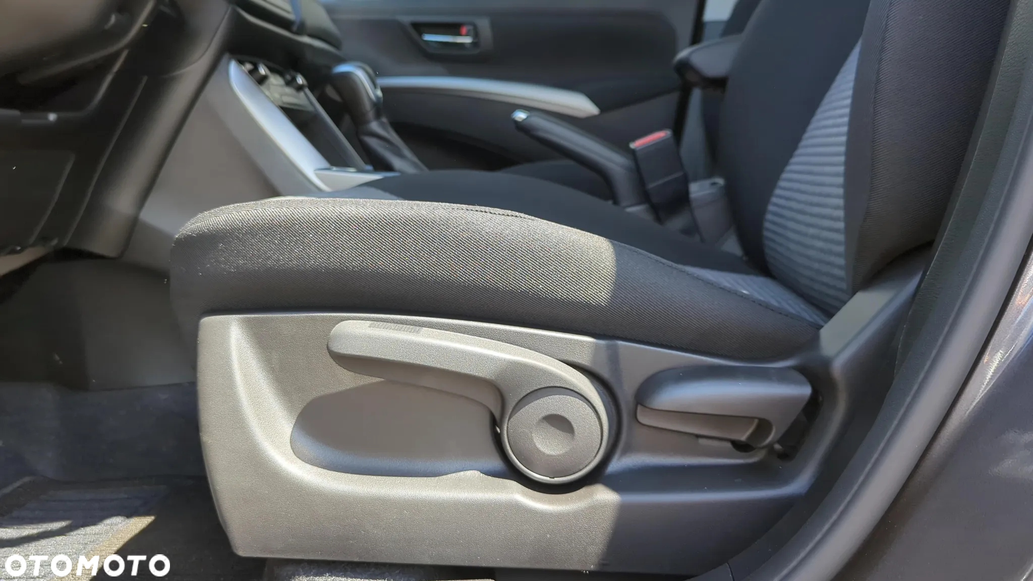 Suzuki SX4 S-Cross 1.5 DualJet Hybrid Premium AGS - 25