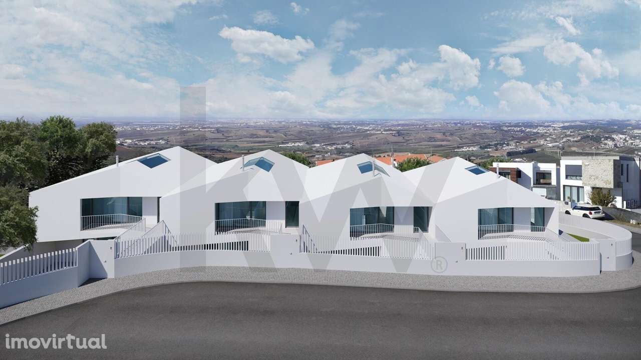 Lote com projeto aprovado para moradia em banda T4 - Grande imagem: 4/22
