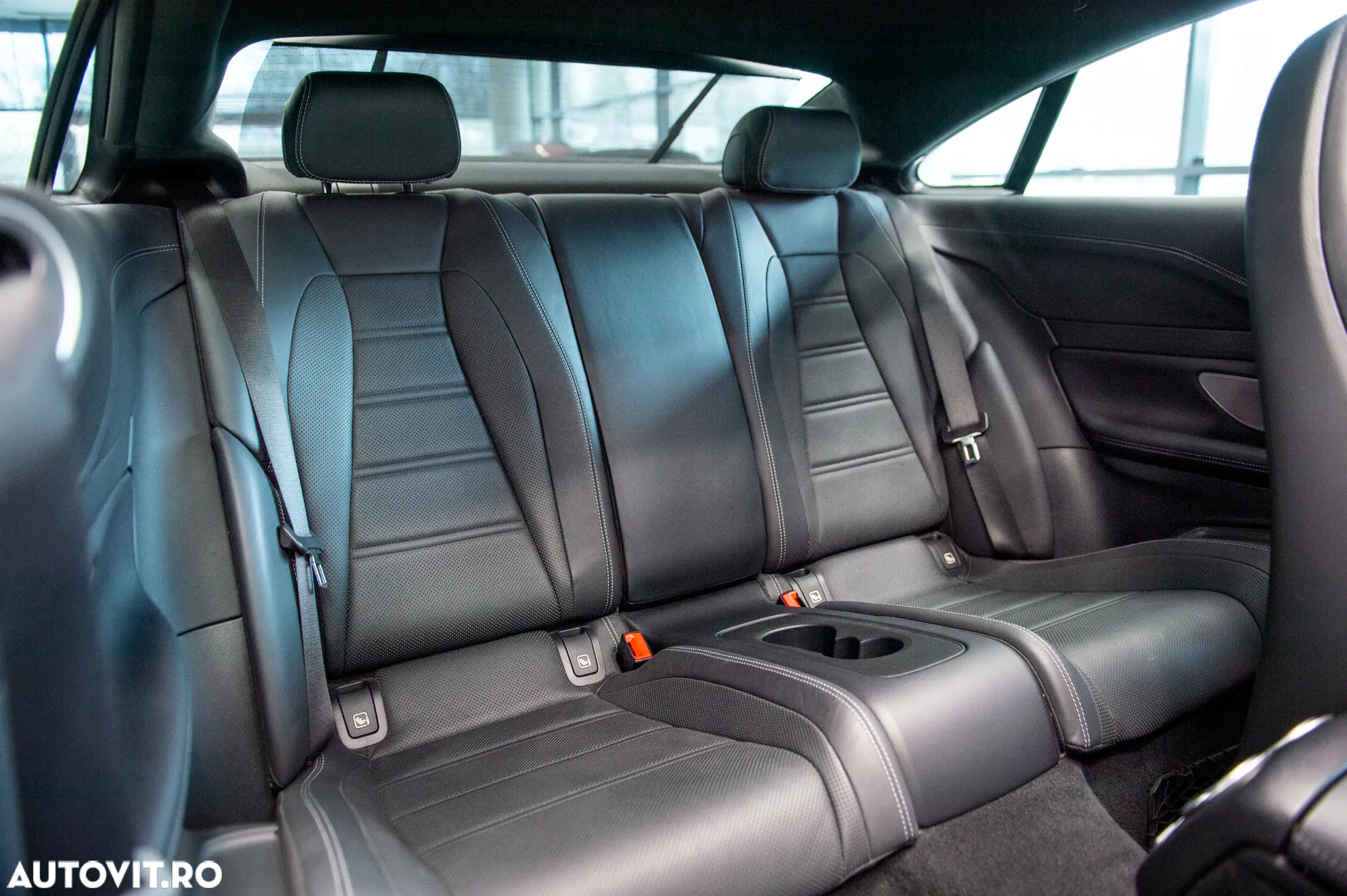 Mercedes-Benz E AMG 53 4Matic Coupe AMG Speedshift 9G-TRONIC - 8