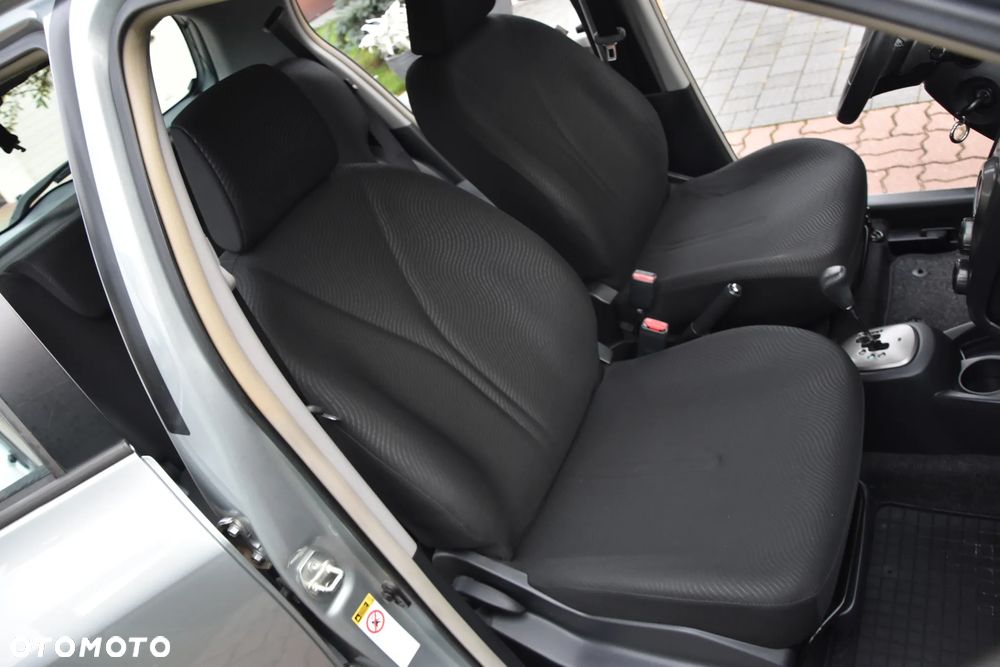 Toyota Yaris 1.33 VVT-i Multidrive S Executive - 17