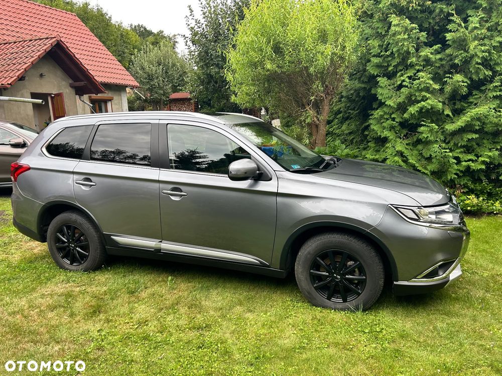 Mitsubishi Outlander 2.0 4WD CVT Diamant+ - 6