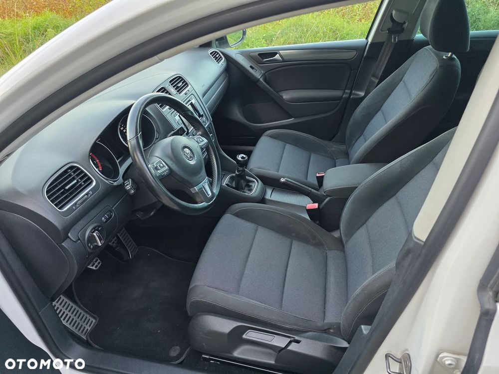 Volkswagen Golf 1.2 TSI Style - 24