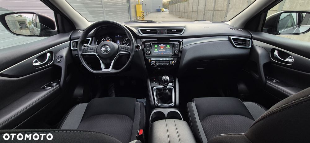 Nissan Qashqai 1.3 DIG-T N-WAY - 19