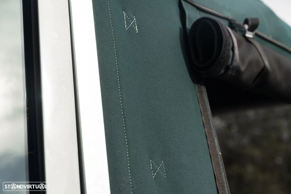 Land Rover Defender - 10