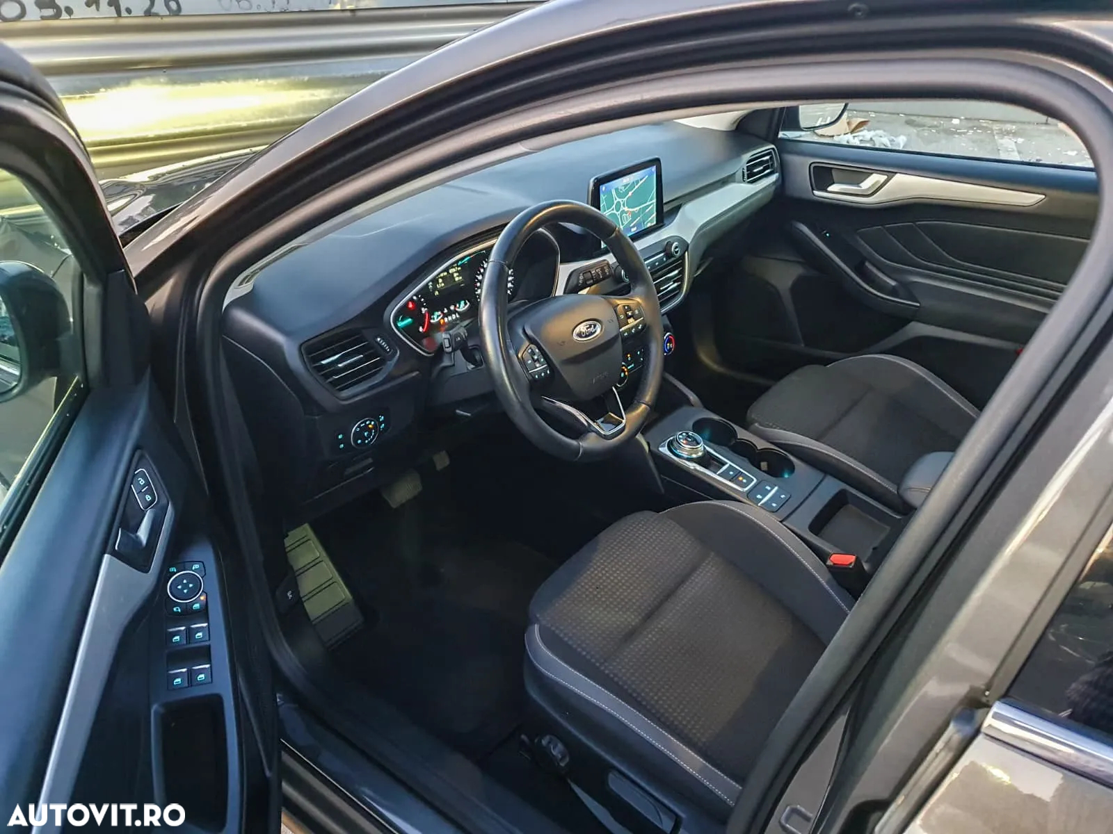 Ford Focus 1.5 EcoBlue Active Business - 6