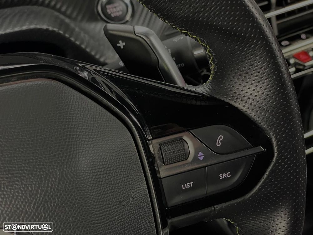 Peugeot 2008 1.2 PureTech GT Line EAT8 - 16