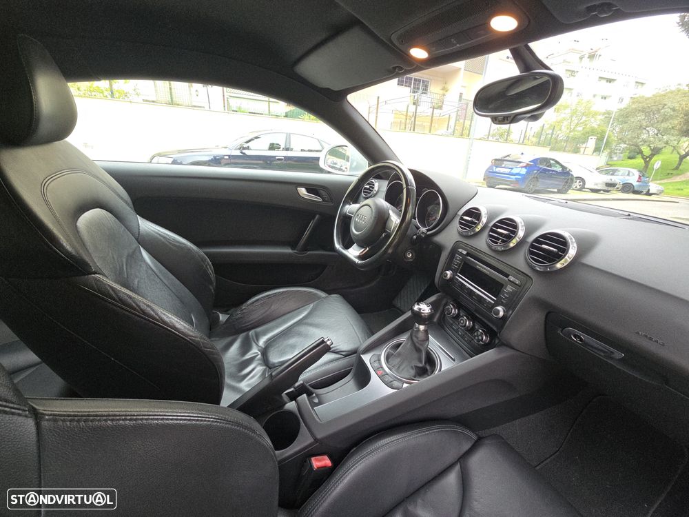 Audi TT Coupé 2.0 TDI quattro S-line - 17