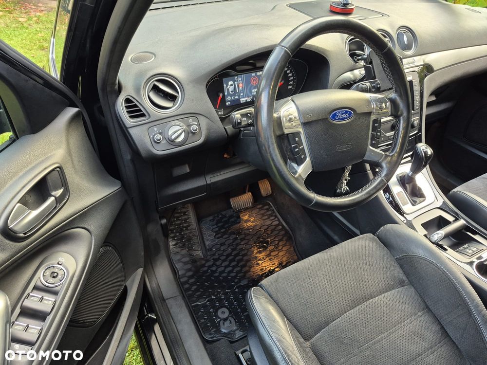 Ford S-Max 2013 photo 5