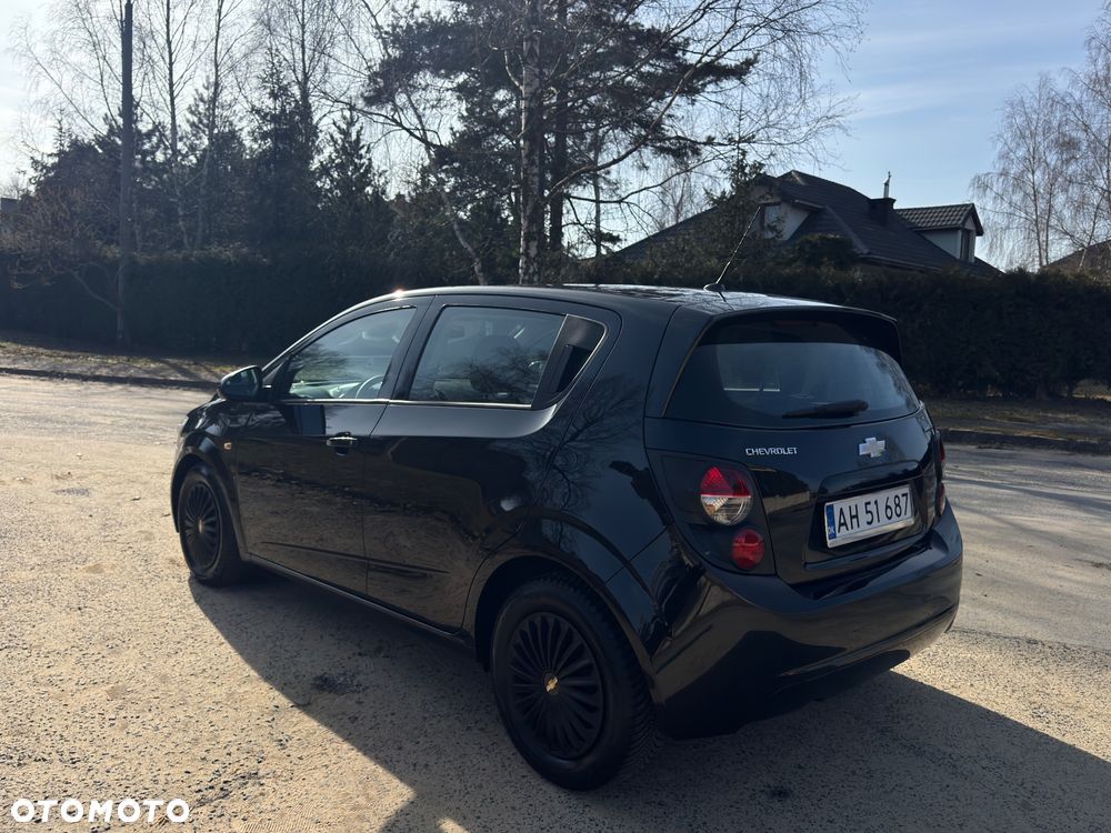 Chevrolet Aveo 1.2 LT - 5
