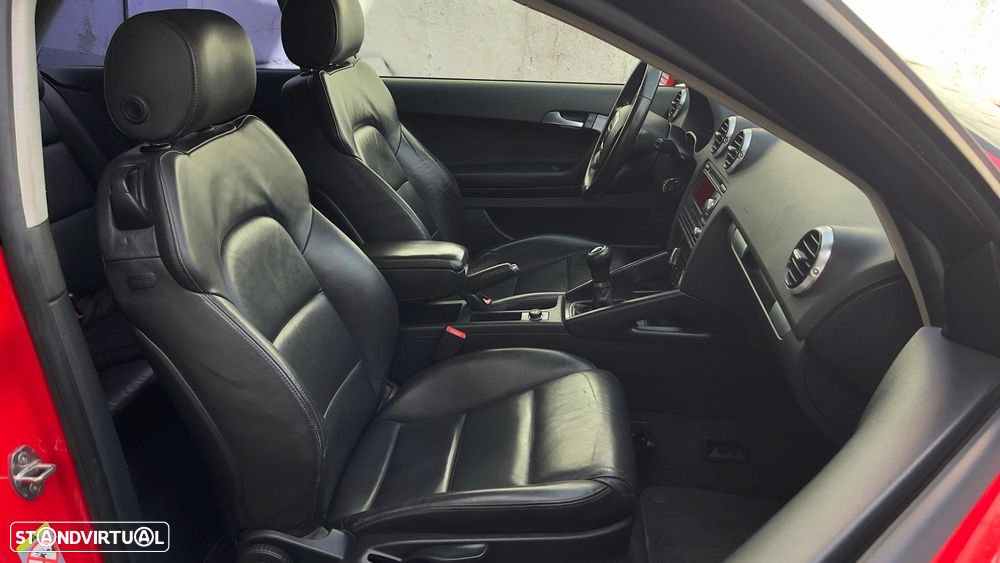 Audi A3 1.6 TDI Ambition - 26