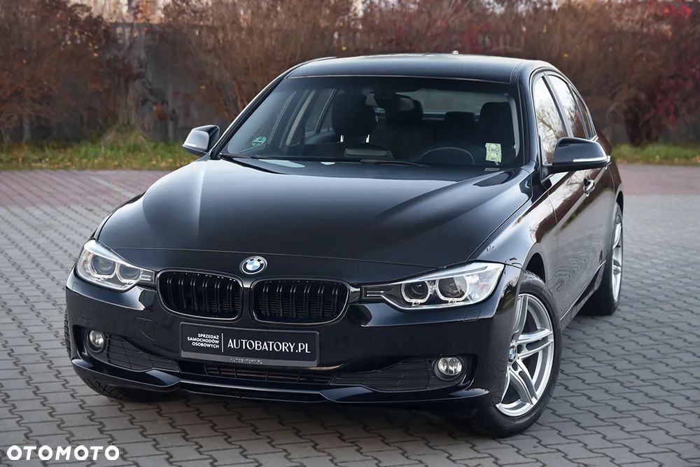 BMW Seria 3 318d - 3