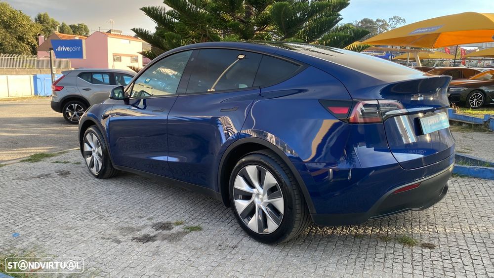 Tesla Model Y Standard - 16