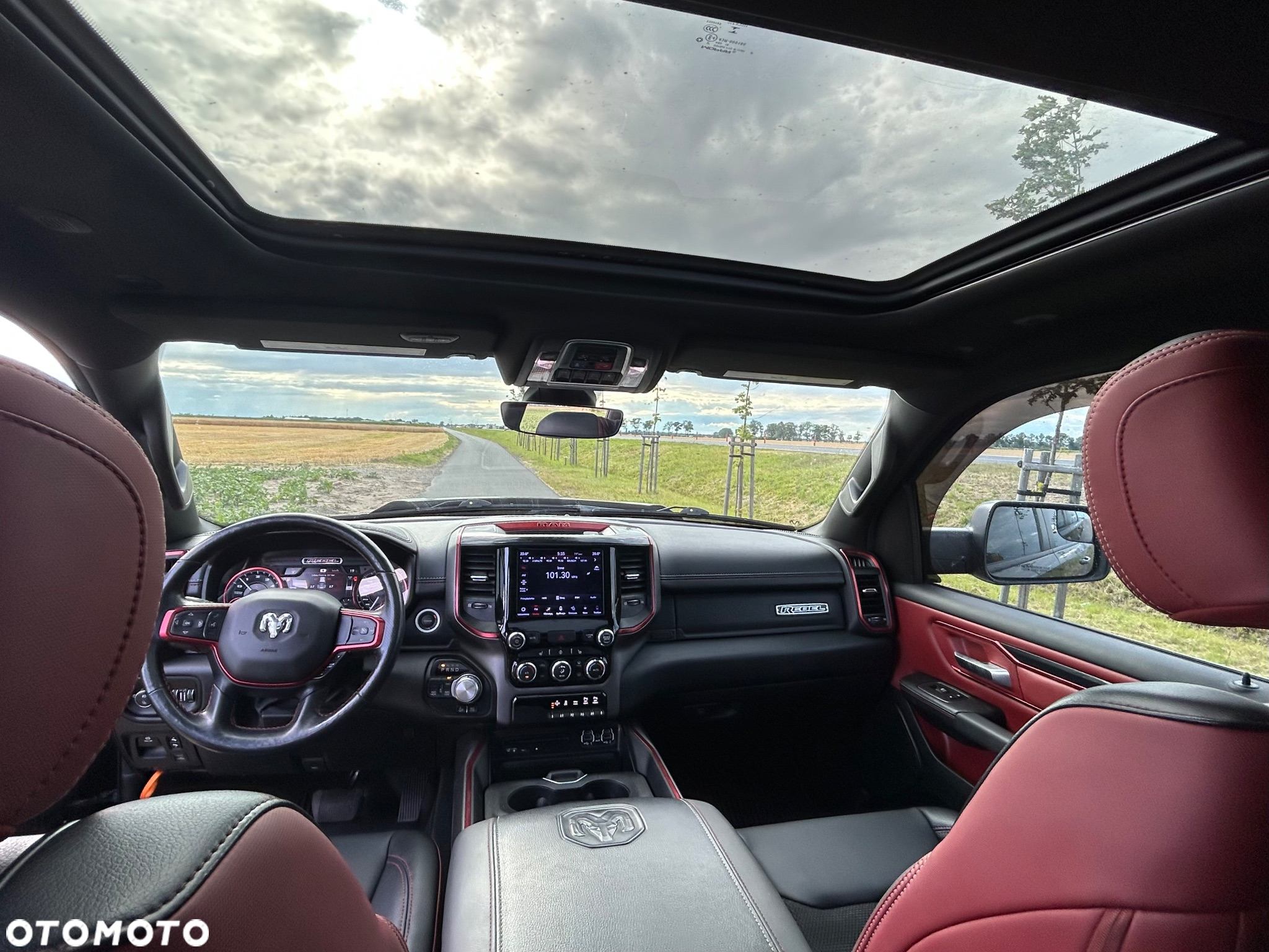 Dodge RAM 1500 5.7 4x4 - 5