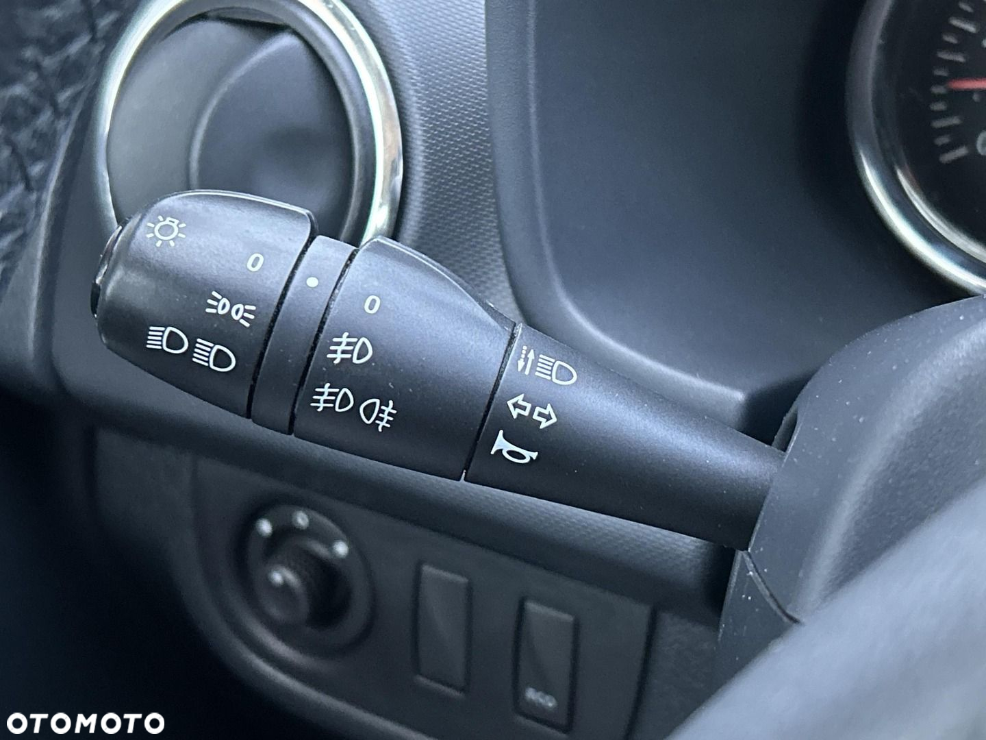Dacia Sandero 0.9 TCe Laureate - 14