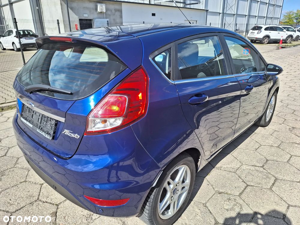 Ford Fiesta 1.0 EcoBoost S&S TITANIUM X - 10