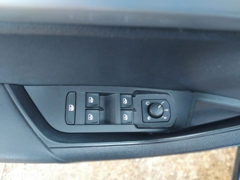 Skoda Karoq 1.6 TDI SCR Ambition - 20