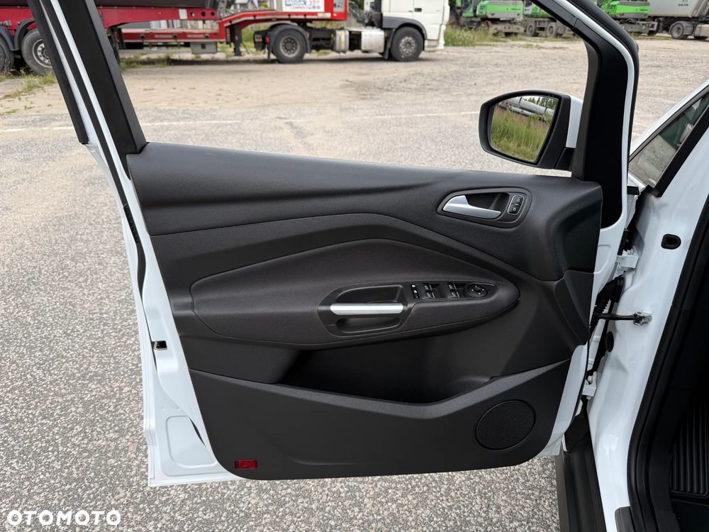 Ford C-MAX 1.0 EcoBoost Titanium ASS - 23