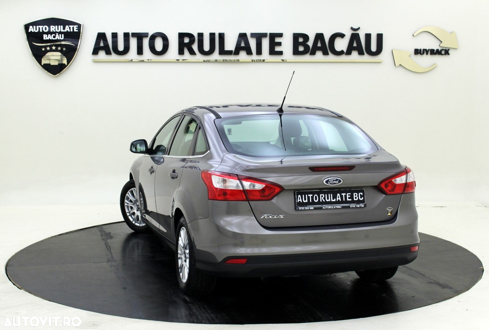 Ford Focus - 7