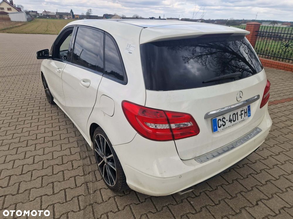 Mercedes-Benz Klasa B 200 CDI (BlueEFFICIENCY) - 3