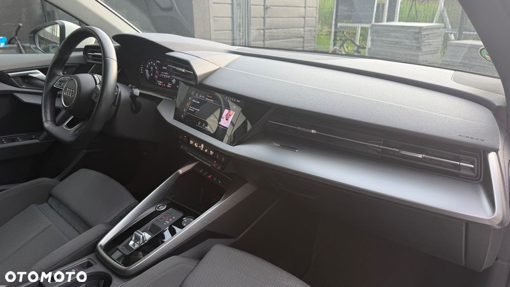 Audi A3 Sportback 30 TFSI mHEV S tronic - 18