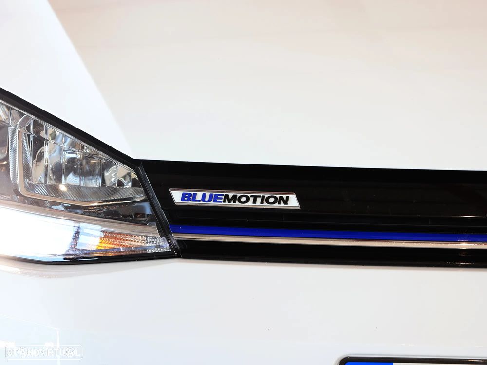 VW Golf 1.5 TSI BM Confortline - 4