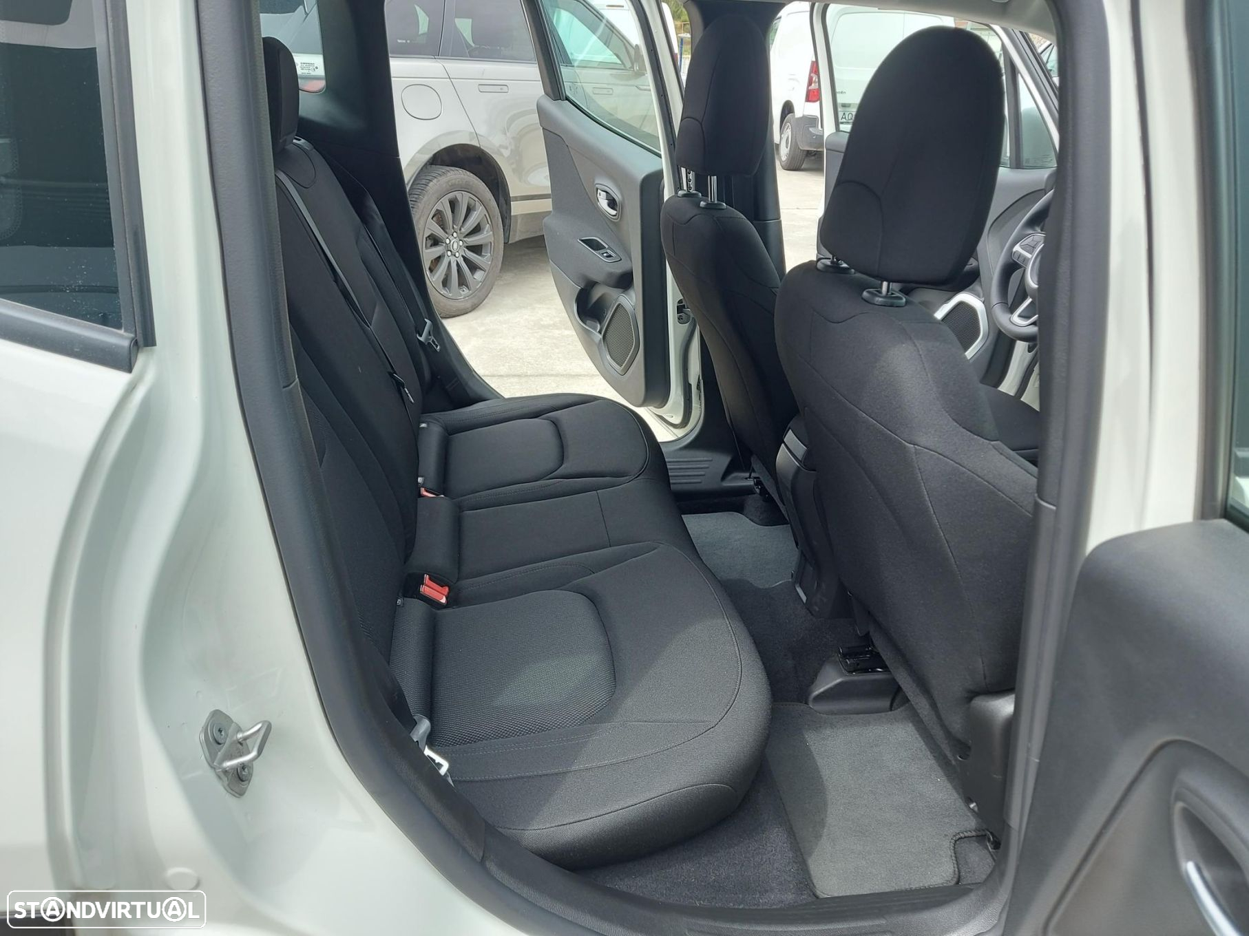 Jeep Renegade 1.0 T Sport - 15