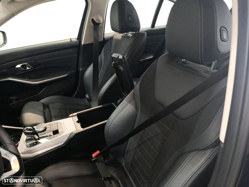 BMW 320 d Auto - 3