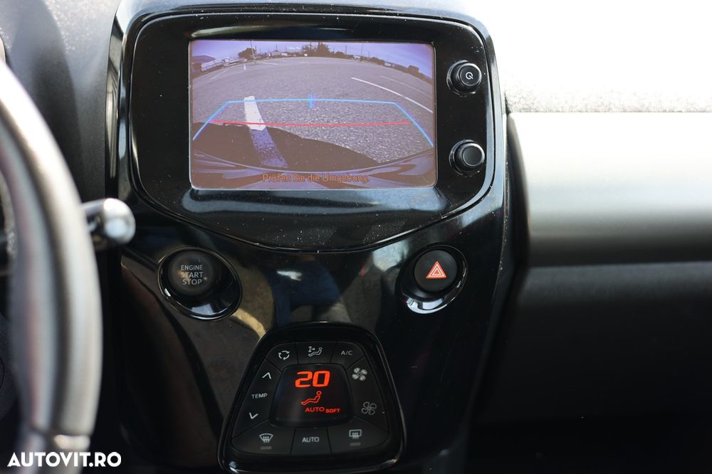 Peugeot 108 PureTech 82 Allure - 8