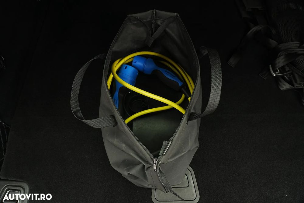 Volvo XC 60 T8 Twin Engine AWD Inscription - 33