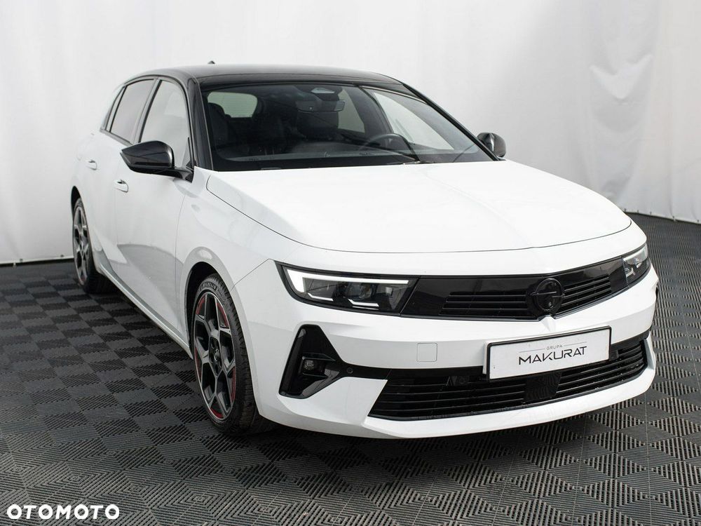 Opel Astra 1.2 T GS S&S - 4