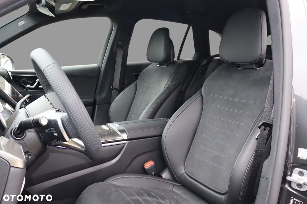 Mercedes-Benz GLC - 9