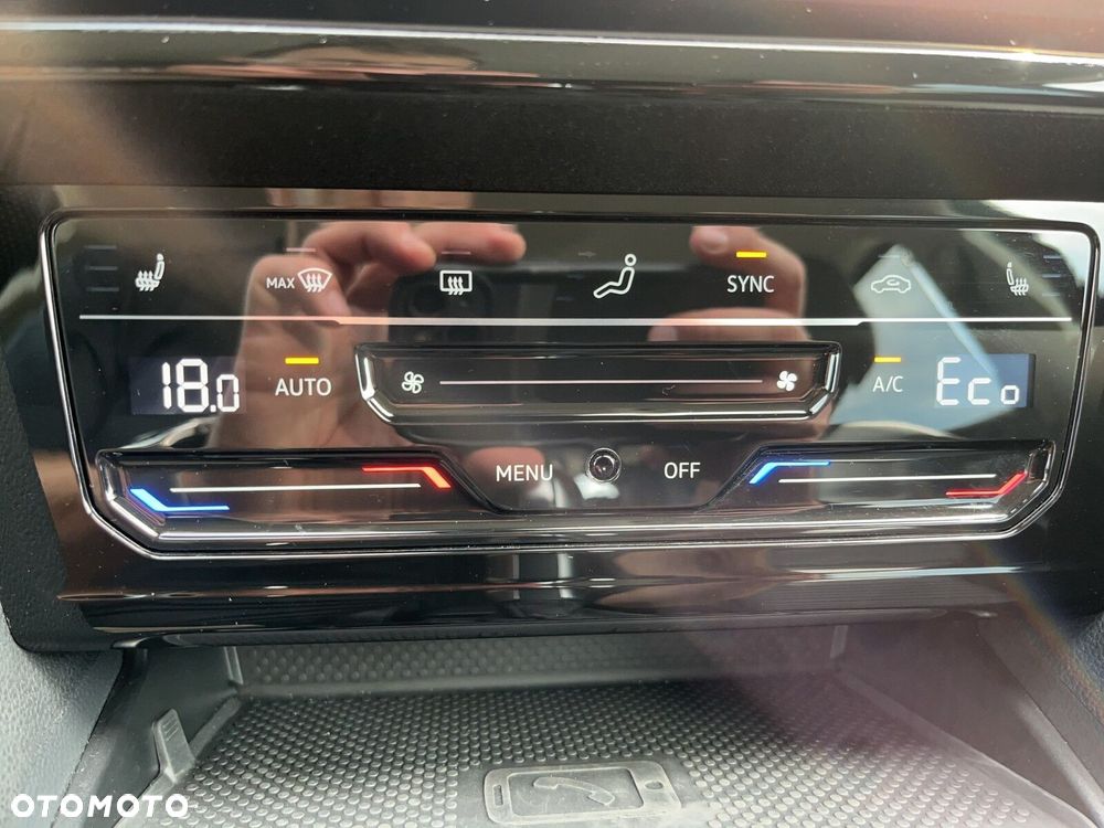 Volkswagen Passat Variant - 32