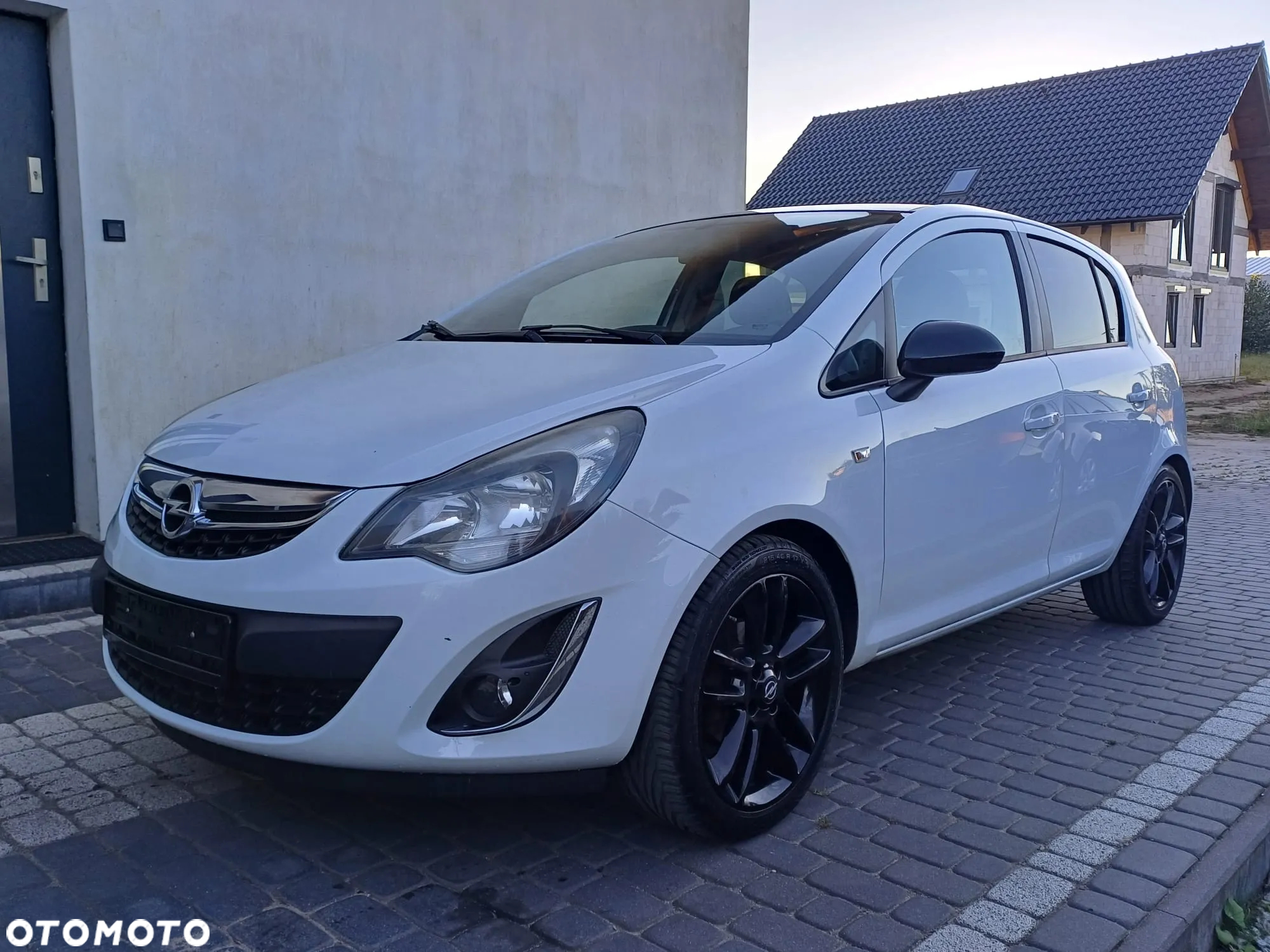 Opel Corsa 1.4 16V Sport - 3
