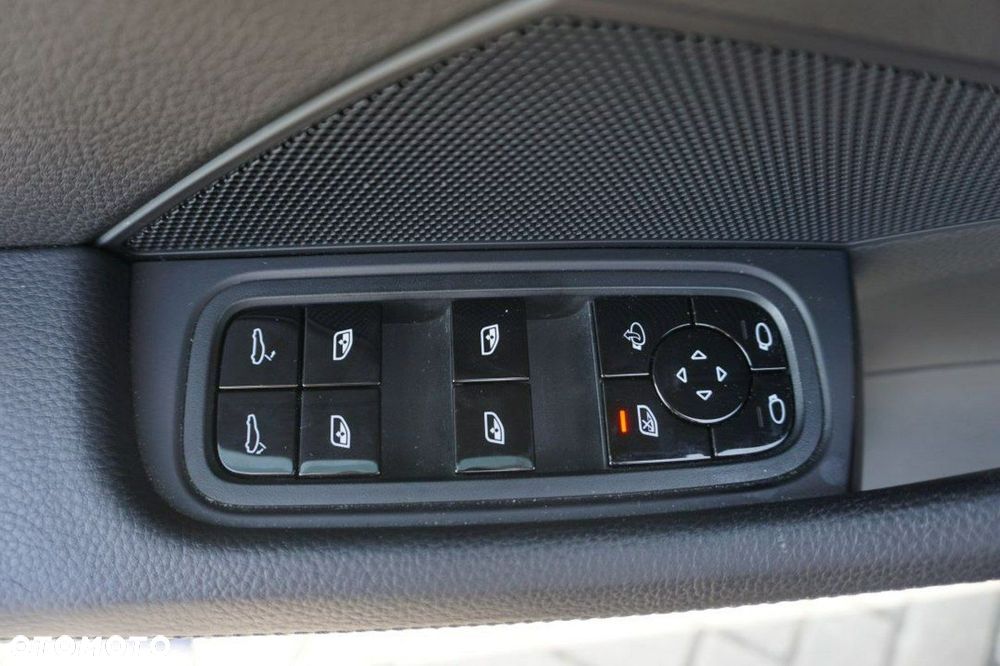 Porsche Panamera 4 - 15