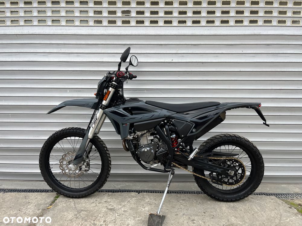 Beta RR - 32