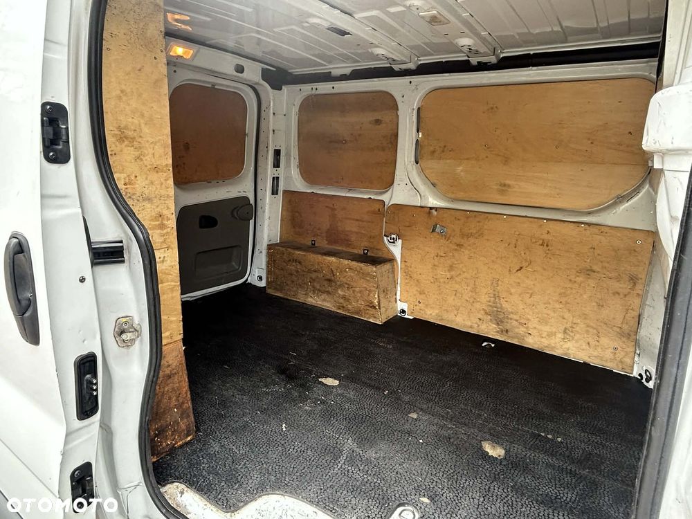 Renault Trafic - 11