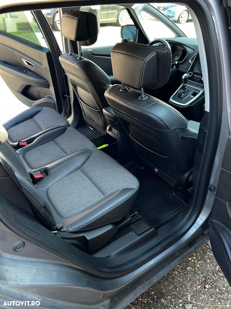 Renault Grand Scenic - 23