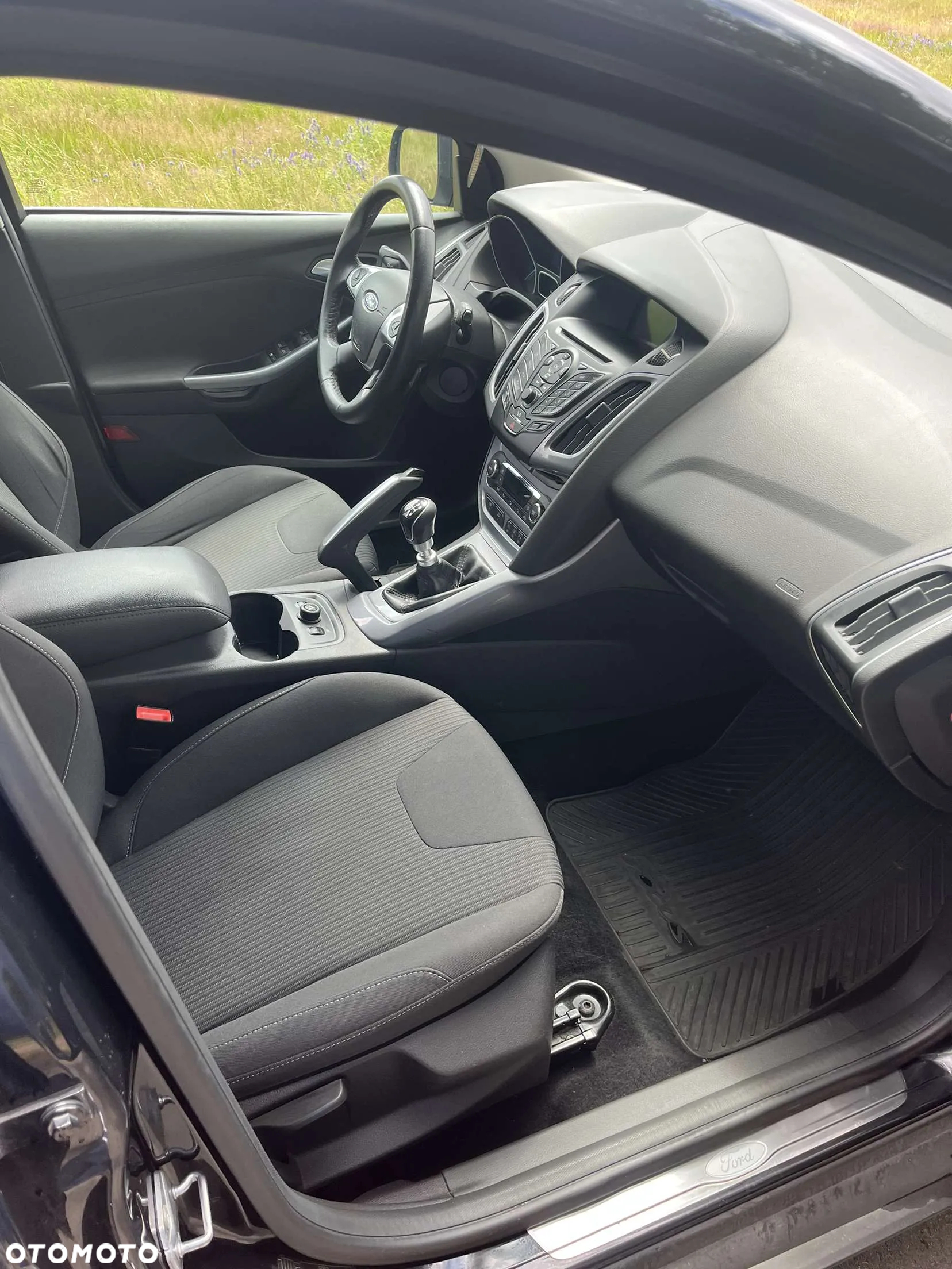 Ford Focus 1.6 EcoBoost Titanium - 12
