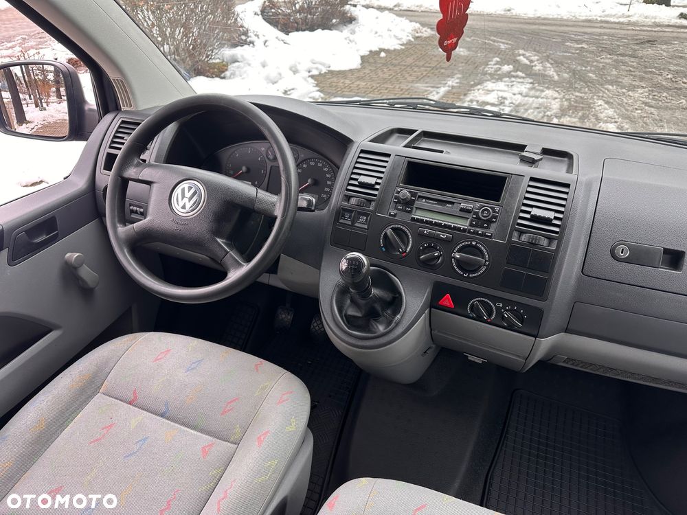 Volkswagen Transporter Caravelle Lang (5.Si.) - 11