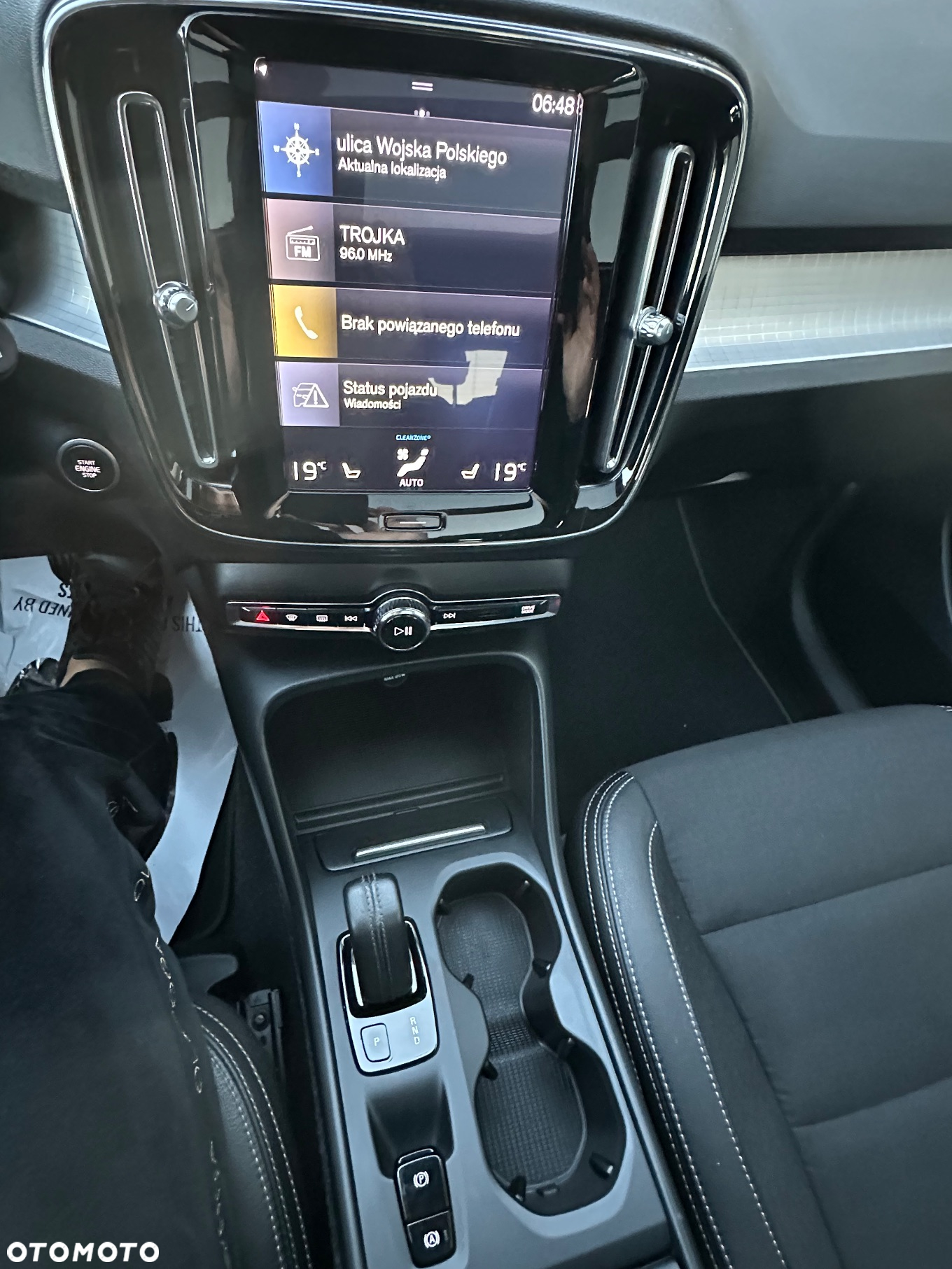 Volvo XC 40 - 18