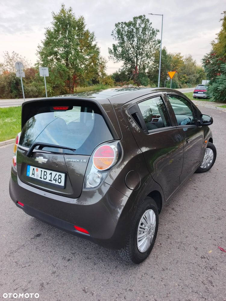 Chevrolet Spark - 10