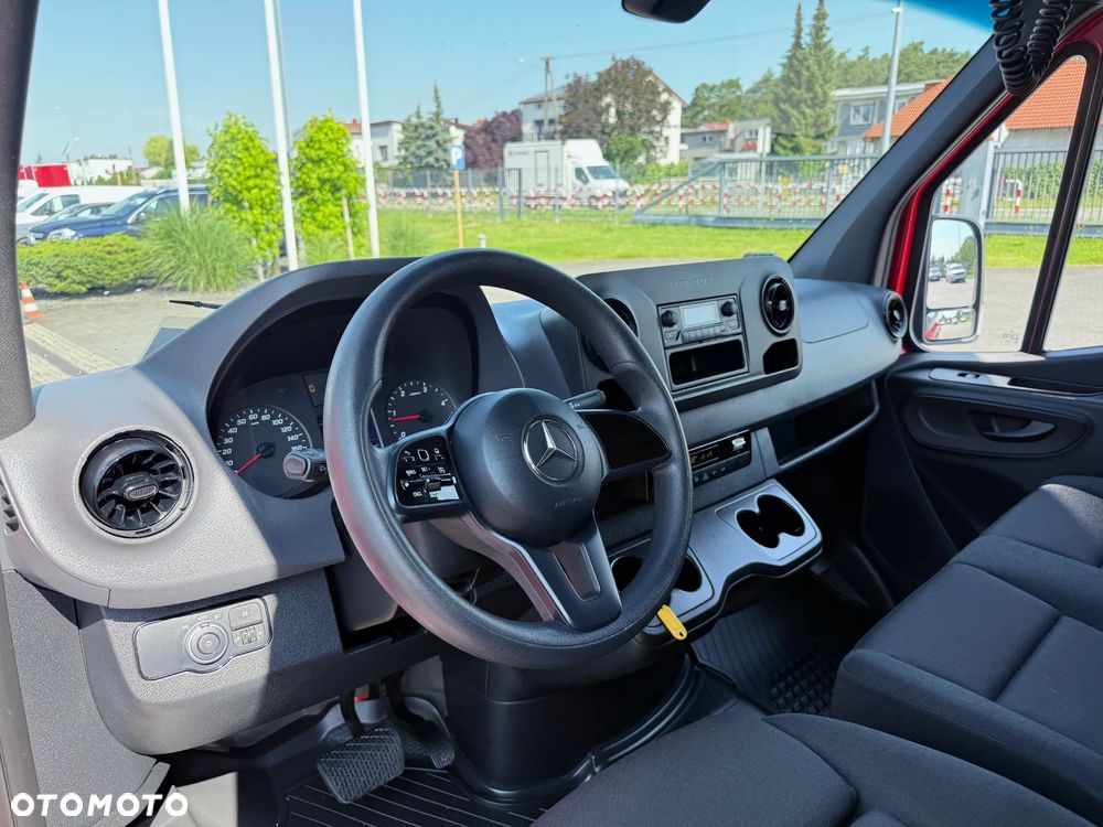 Mercedes-Benz Sprinter 319 CDI V6 Ekstralong Maxi L5H2 Furgon Salon PL. - 6